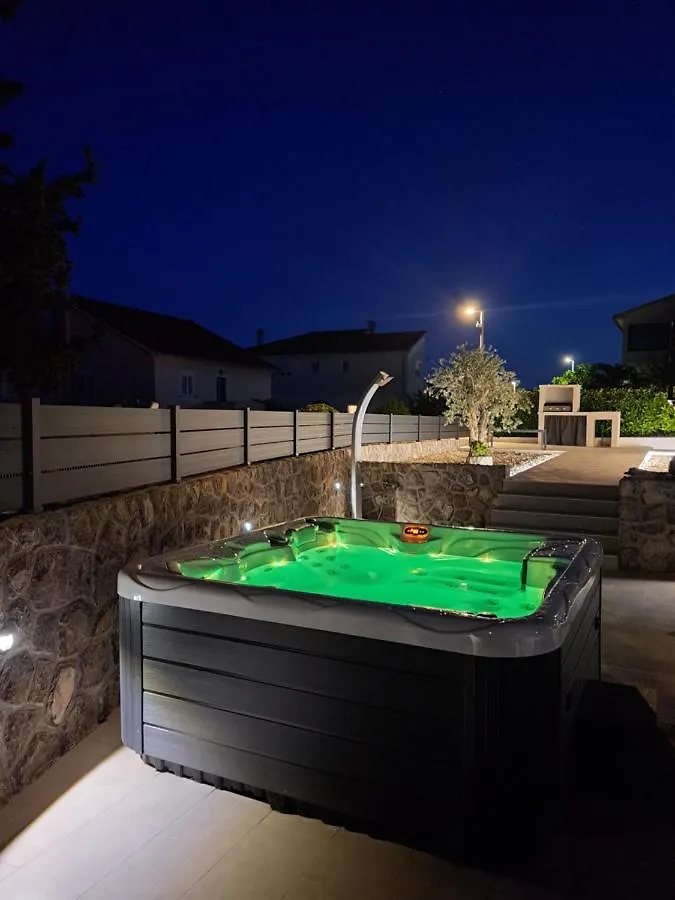 Cosmopolitan Apartments Krk Town