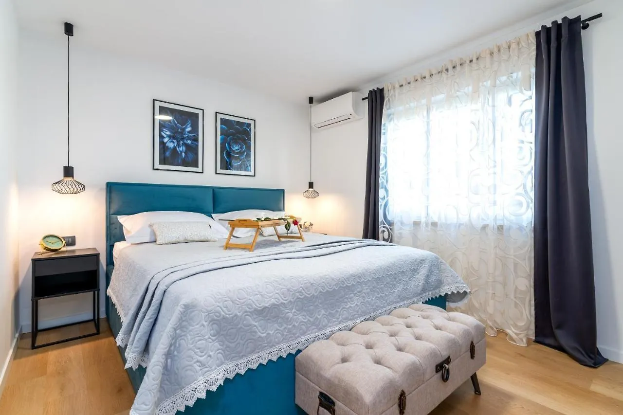 Cosmopolitan Apartments 克尔克