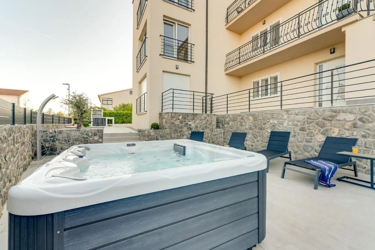 Cosmopolitan Apartments Krk Town Kroatien
