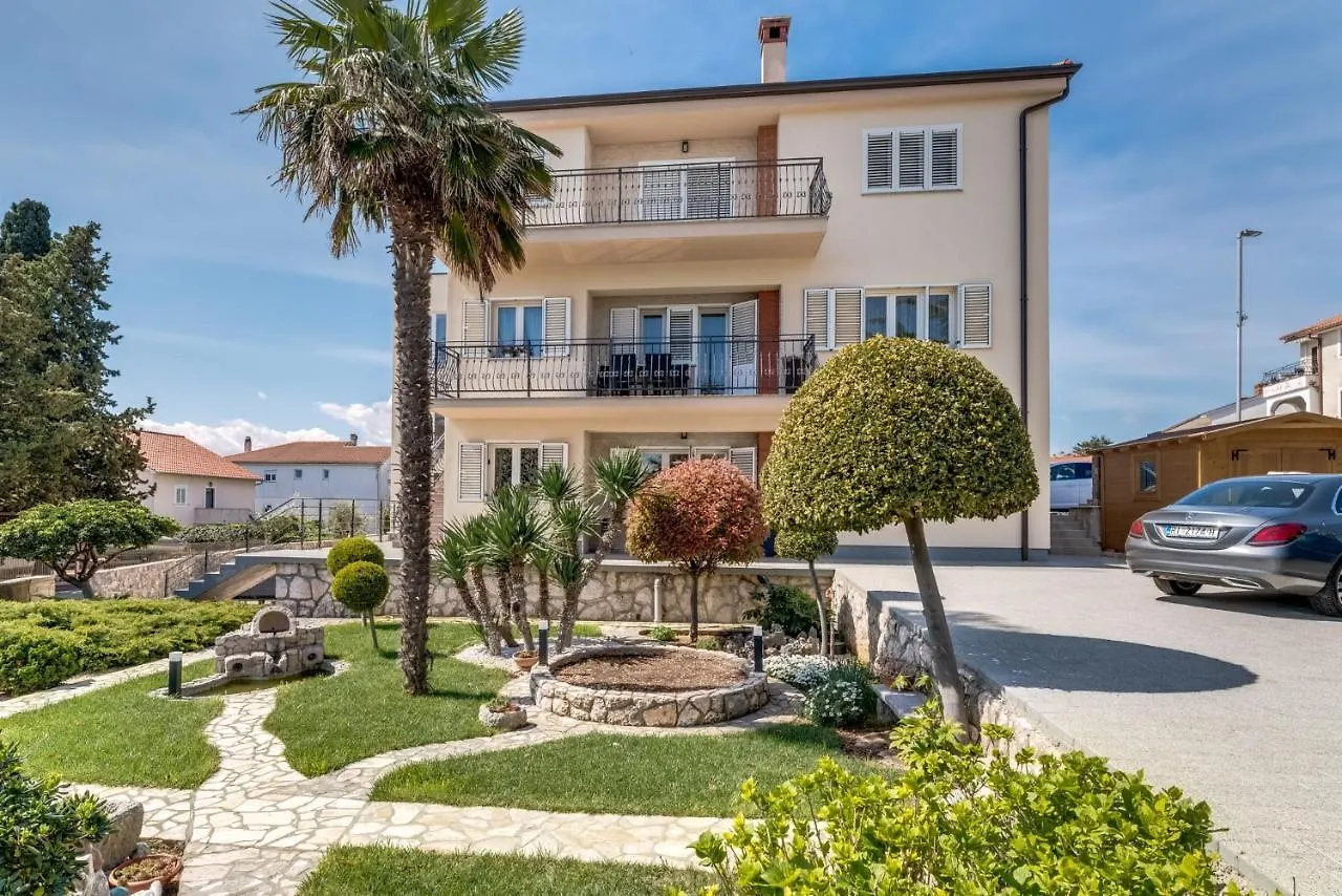 Cosmopolitan Apartments Krk Town 0*,