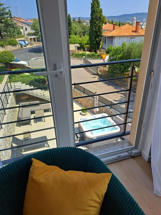 Cosmopolitan Apartments Krk Town